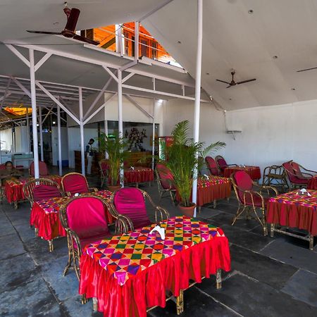Om Sai Beach Resort Agonda Exterior foto
