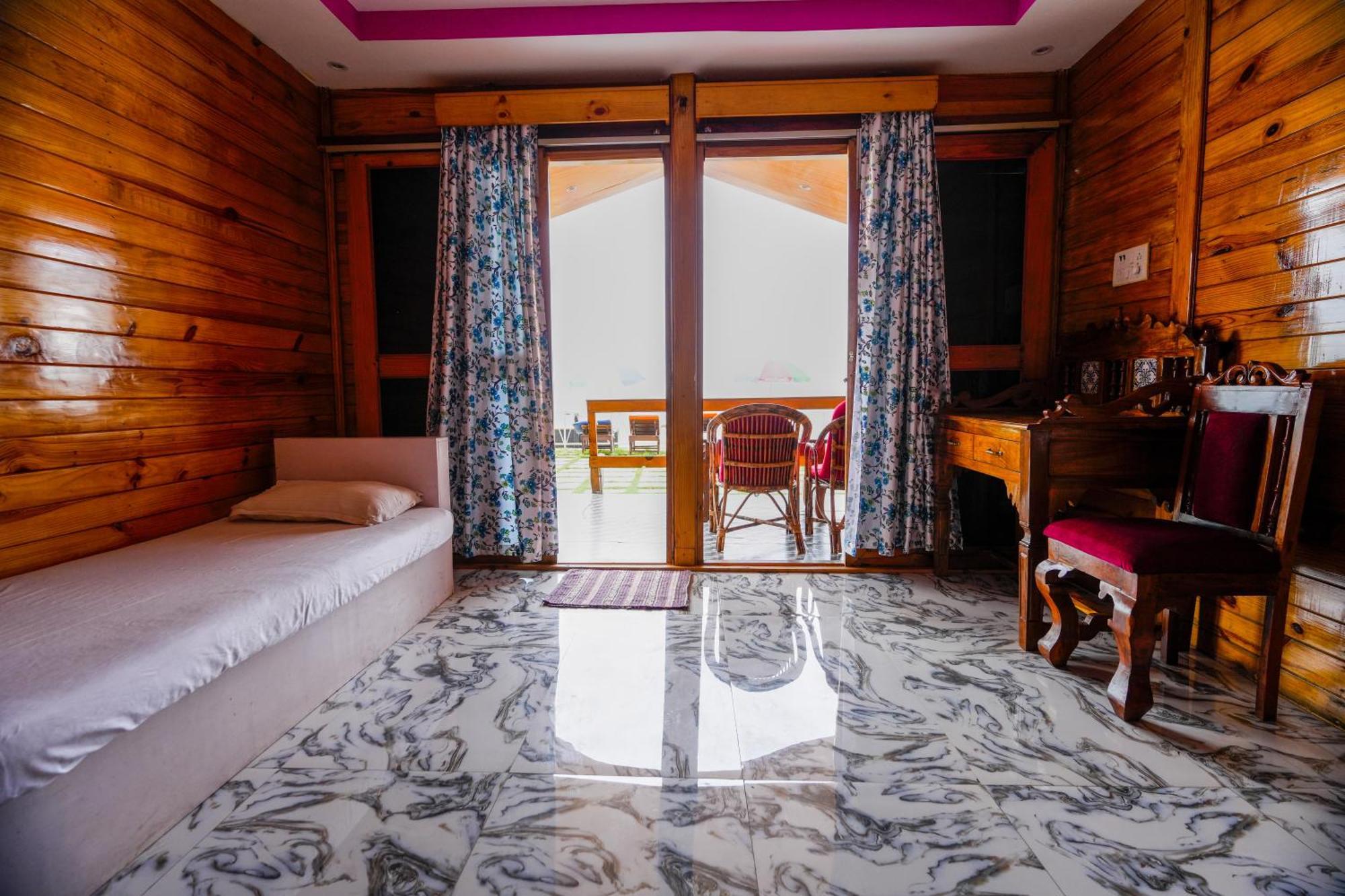 Om Sai Beach Resort Agonda Exterior foto